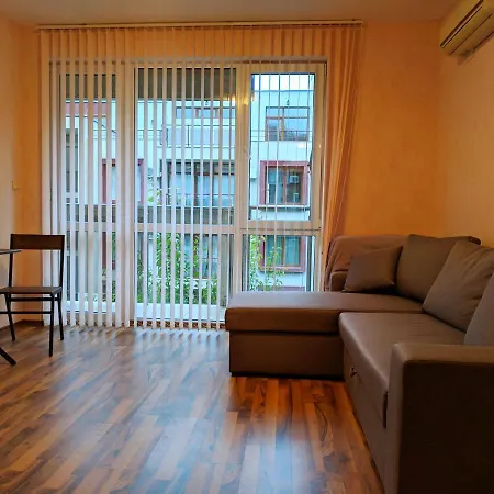 Apartment Sea Breeze